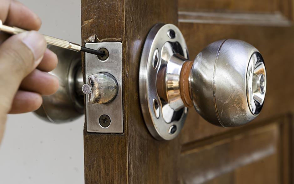 ouverture de porte claquée serrurier Noisy-le-Grand
