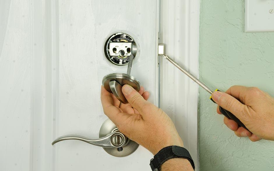 ouverture de porte claquée serrurier Noisy-le-Grand